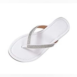 Cute Bling Silver Rhinestone Flip Flop Sandals